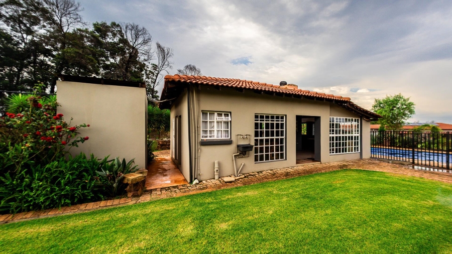 7 Bedroom Property for Sale in Grootfontein Country Estate Gauteng