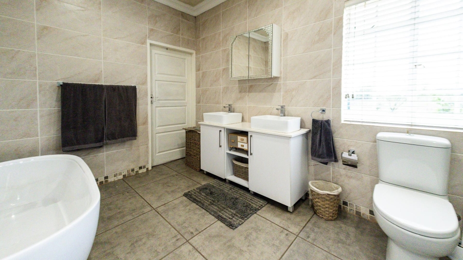 7 Bedroom Property for Sale in Grootfontein Country Estate Gauteng