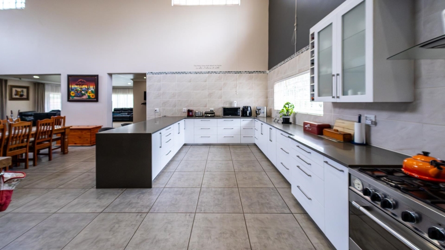 7 Bedroom Property for Sale in Grootfontein Country Estate Gauteng