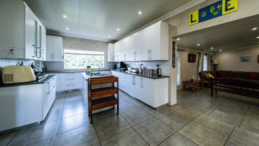 7 Bedroom Property for Sale in Grootfontein Country Estate Gauteng