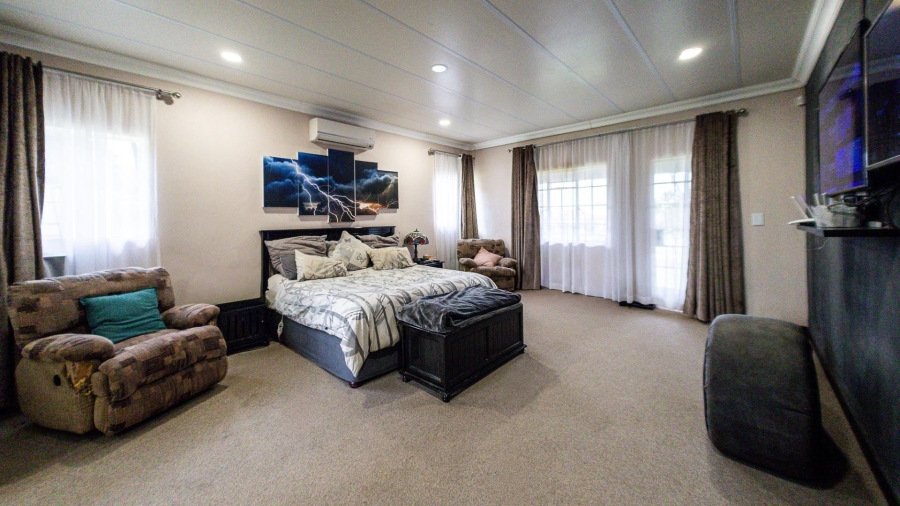 7 Bedroom Property for Sale in Grootfontein Country Estate Gauteng