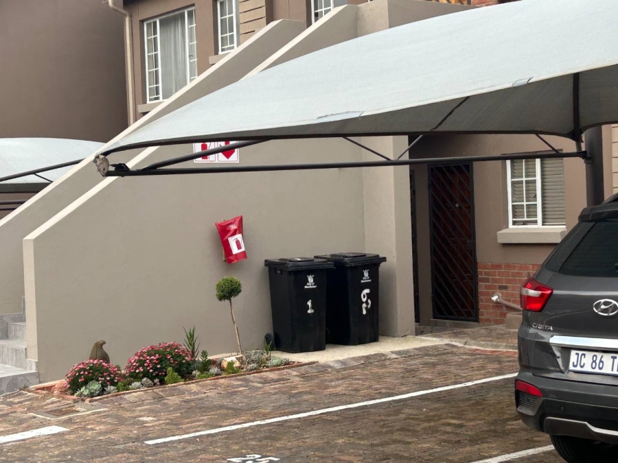 2 Bedroom Property for Sale in Rynfield Gauteng