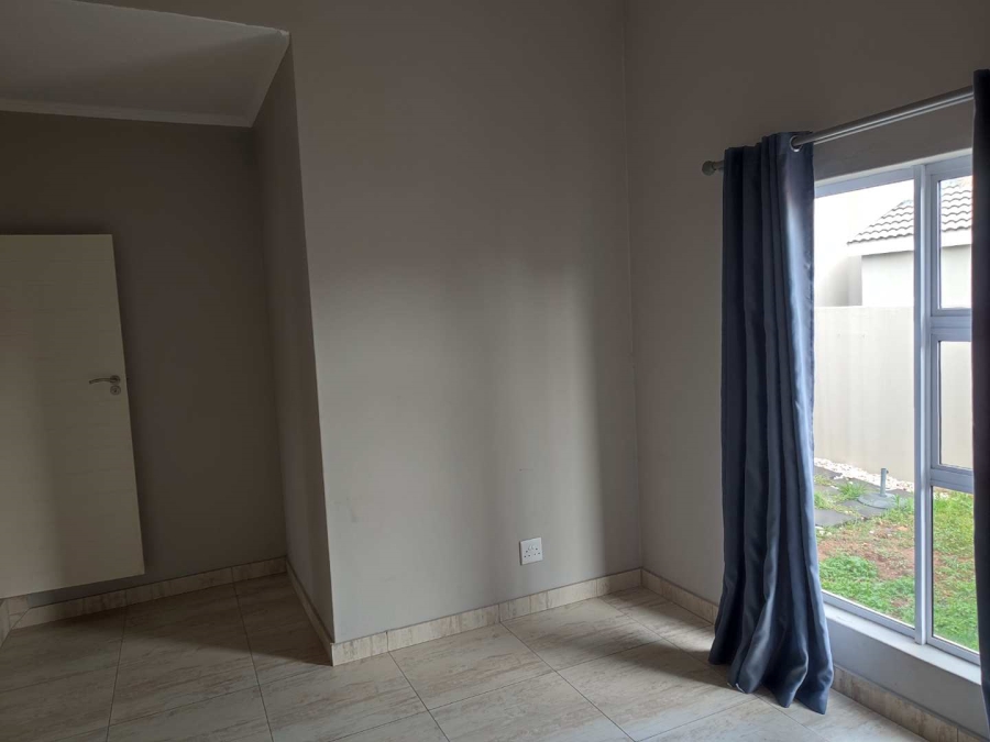 4 Bedroom Property for Sale in Thatchfield Hills Gauteng