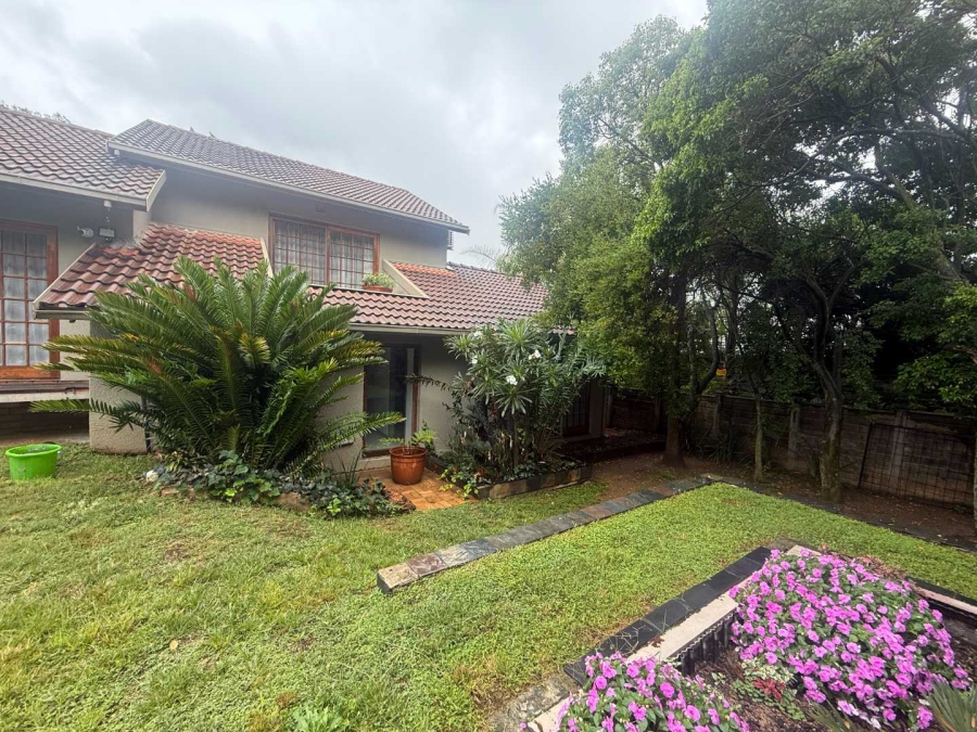 To Let 2 Bedroom Property for Rent in Ferndale Gauteng