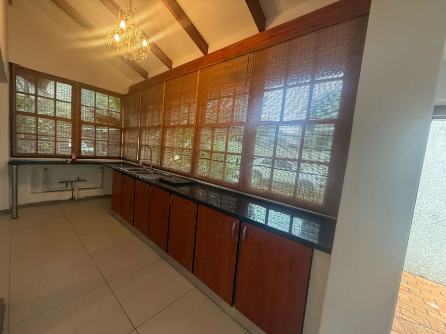 To Let 2 Bedroom Property for Rent in Ferndale Gauteng