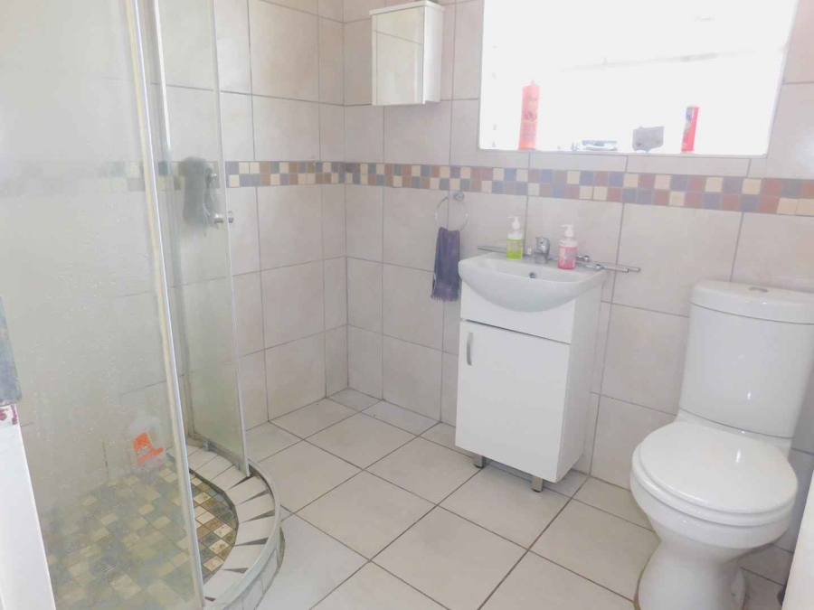 2 Bedroom Property for Sale in Paulshof Gauteng