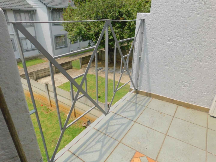 2 Bedroom Property for Sale in Paulshof Gauteng