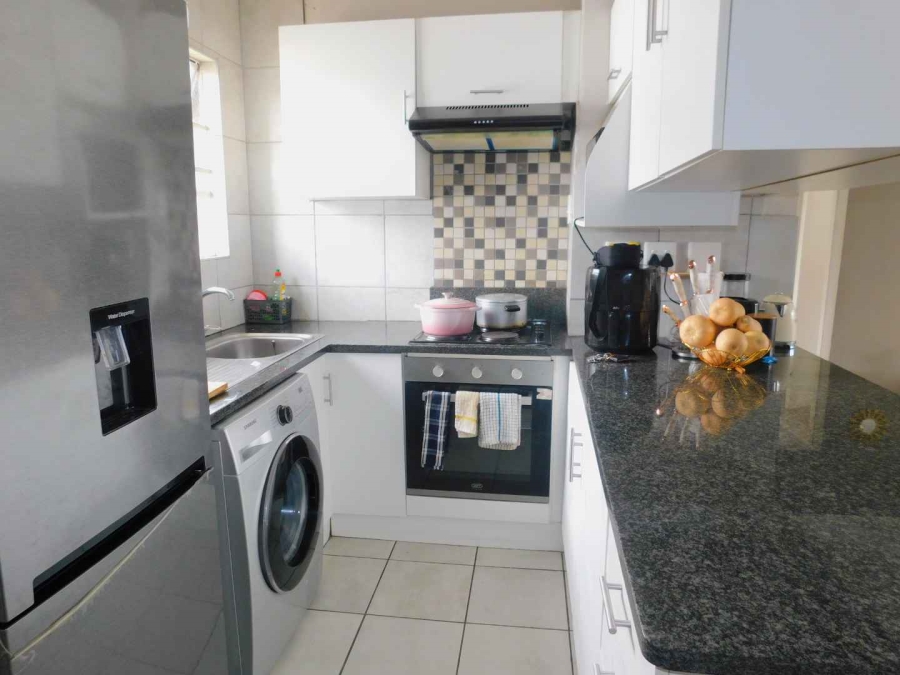 2 Bedroom Property for Sale in Paulshof Gauteng