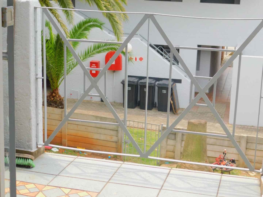 2 Bedroom Property for Sale in Paulshof Gauteng