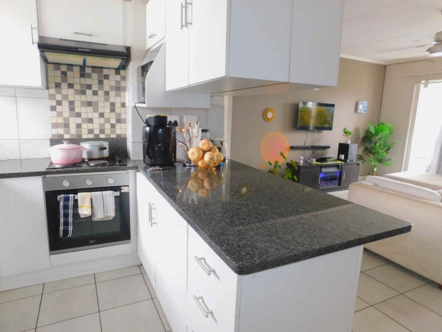 2 Bedroom Property for Sale in Paulshof Gauteng