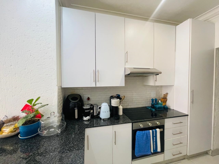 To Let 2 Bedroom Property for Rent in Morningside Gauteng