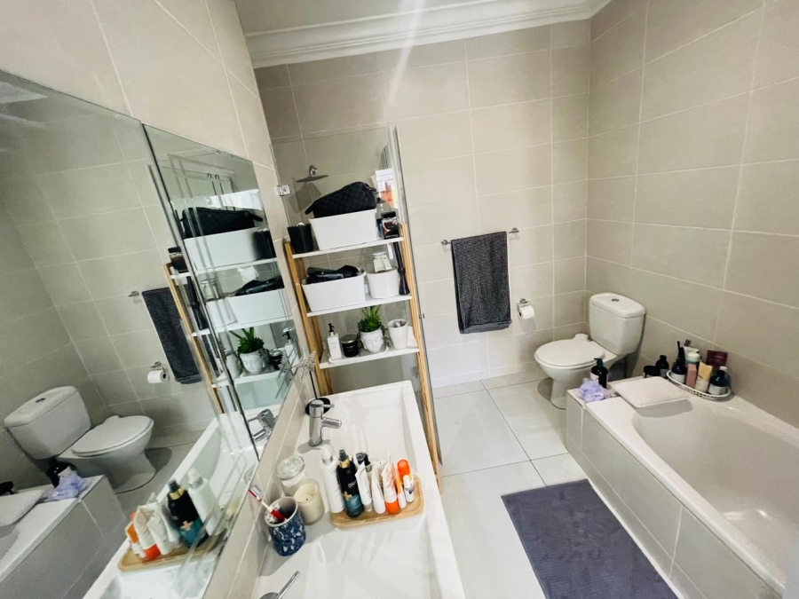 To Let 2 Bedroom Property for Rent in Morningside Gauteng