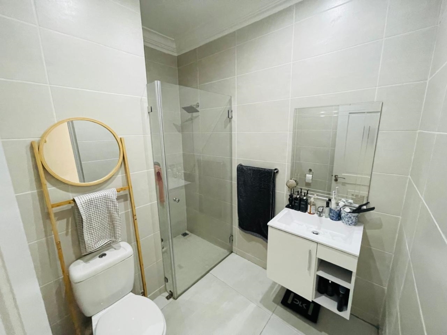 To Let 2 Bedroom Property for Rent in Morningside Gauteng