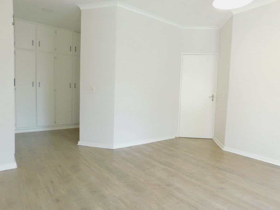 To Let 3 Bedroom Property for Rent in Bryanston Gauteng