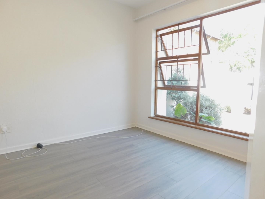 To Let 3 Bedroom Property for Rent in Bryanston Gauteng