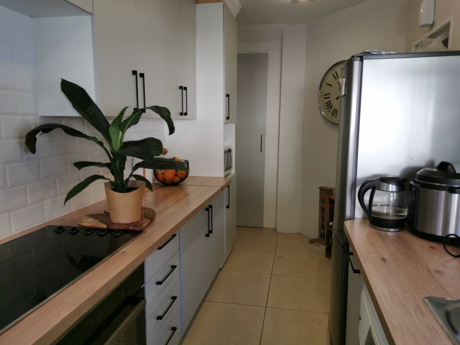 To Let 3 Bedroom Property for Rent in Bryanston Gauteng
