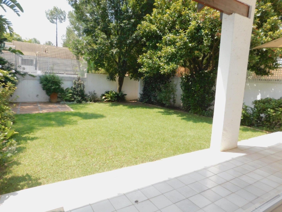 To Let 3 Bedroom Property for Rent in Bryanston Gauteng