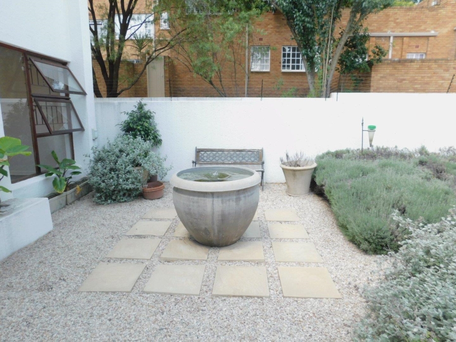 To Let 3 Bedroom Property for Rent in Bryanston Gauteng