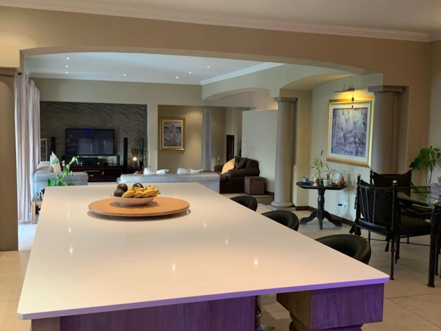 5 Bedroom Property for Sale in Blue Valley Golf Estate Gauteng