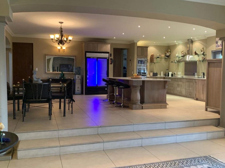 5 Bedroom Property for Sale in Blue Valley Golf Estate Gauteng