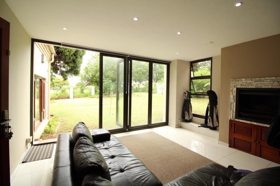 3 Bedroom Property for Sale in Blue Valley Golf Estate Gauteng