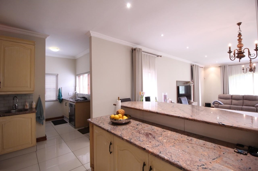 3 Bedroom Property for Sale in Blue Valley Golf Estate Gauteng
