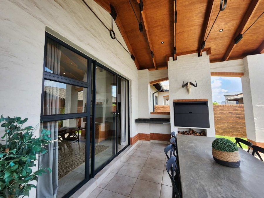 3 Bedroom Property for Sale in Six Fountains Residential Estate Gauteng