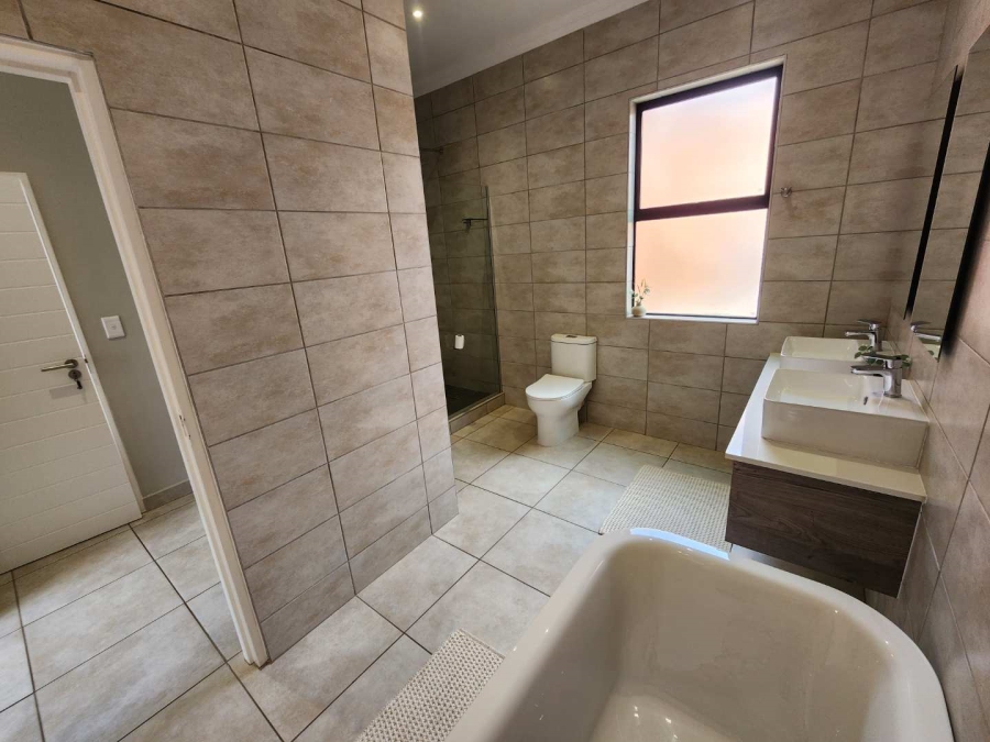 3 Bedroom Property for Sale in Six Fountains Residential Estate Gauteng