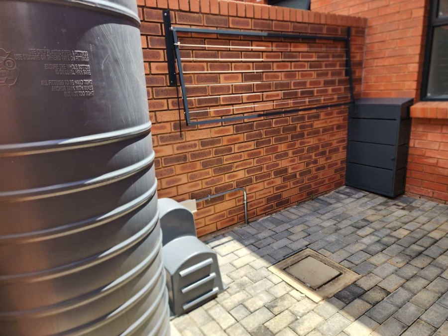 3 Bedroom Property for Sale in Six Fountains Residential Estate Gauteng