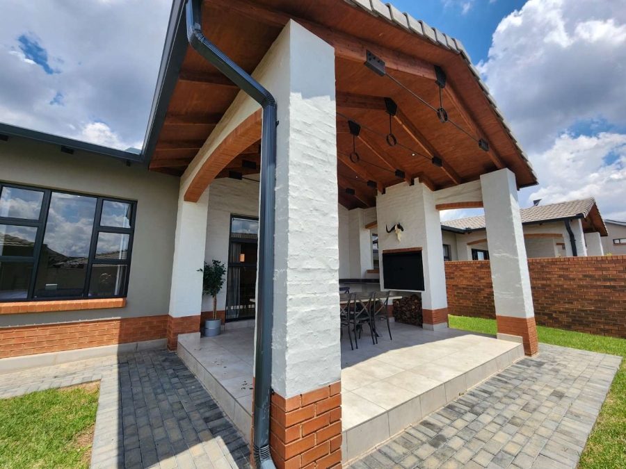 3 Bedroom Property for Sale in Six Fountains Residential Estate Gauteng