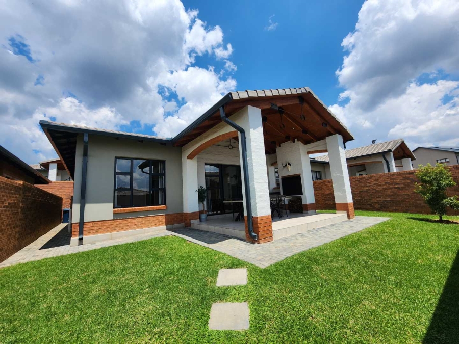 3 Bedroom Property for Sale in Six Fountains Residential Estate Gauteng