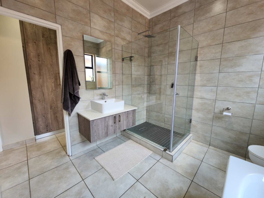 3 Bedroom Property for Sale in Six Fountains Residential Estate Gauteng