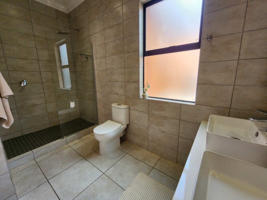 3 Bedroom Property for Sale in Six Fountains Residential Estate Gauteng