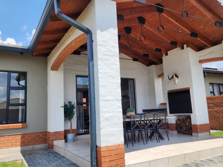 3 Bedroom Property for Sale in Six Fountains Residential Estate Gauteng