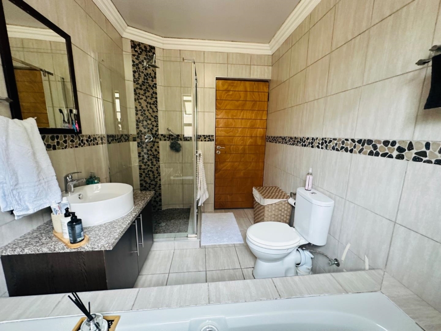 3 Bedroom Property for Sale in Pomona Gauteng