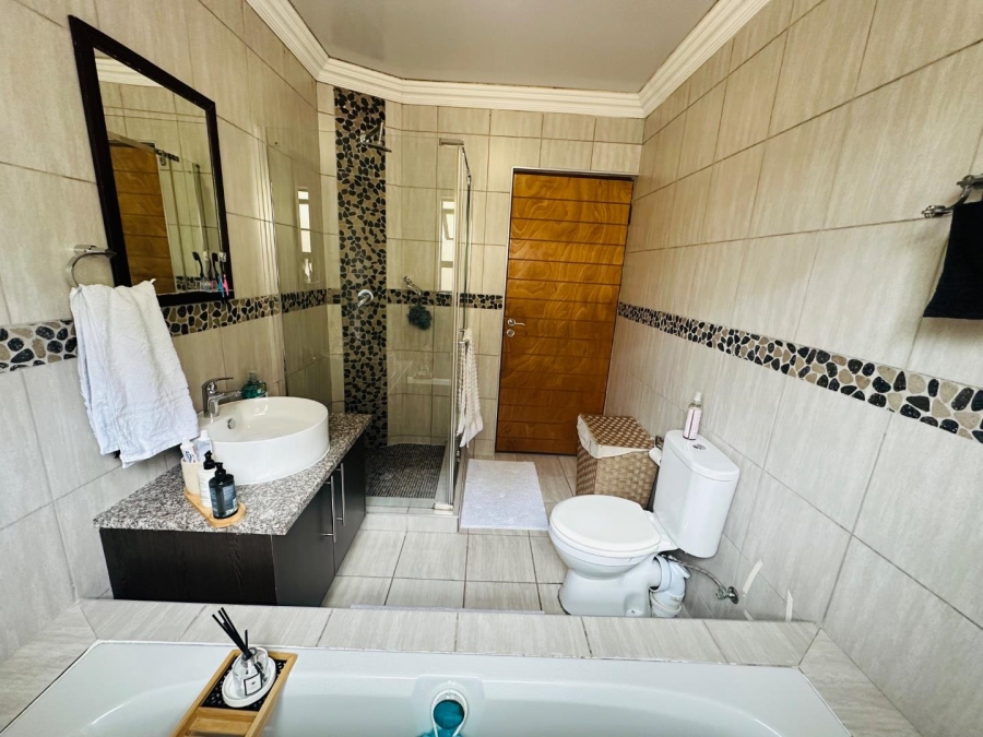 3 Bedroom Property for Sale in Pomona Gauteng