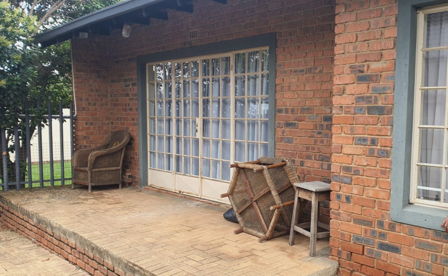 3 Bedroom Property for Sale in Bonaero Park Gauteng