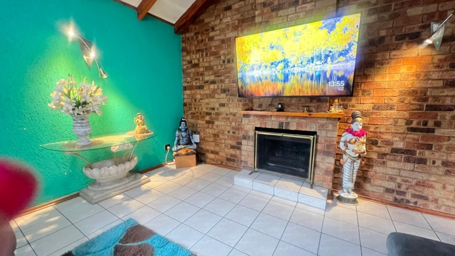 3 Bedroom Property for Sale in Alan Manor Gauteng