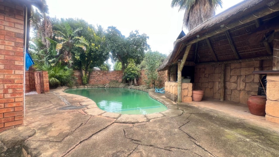 3 Bedroom Property for Sale in Alan Manor Gauteng