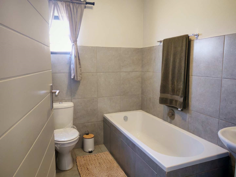 2 Bedroom Property for Sale in Protea Glen Gauteng