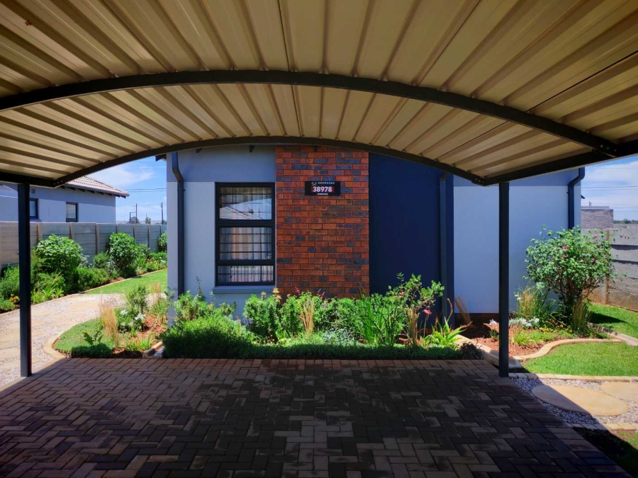2 Bedroom Property for Sale in Protea Glen Gauteng