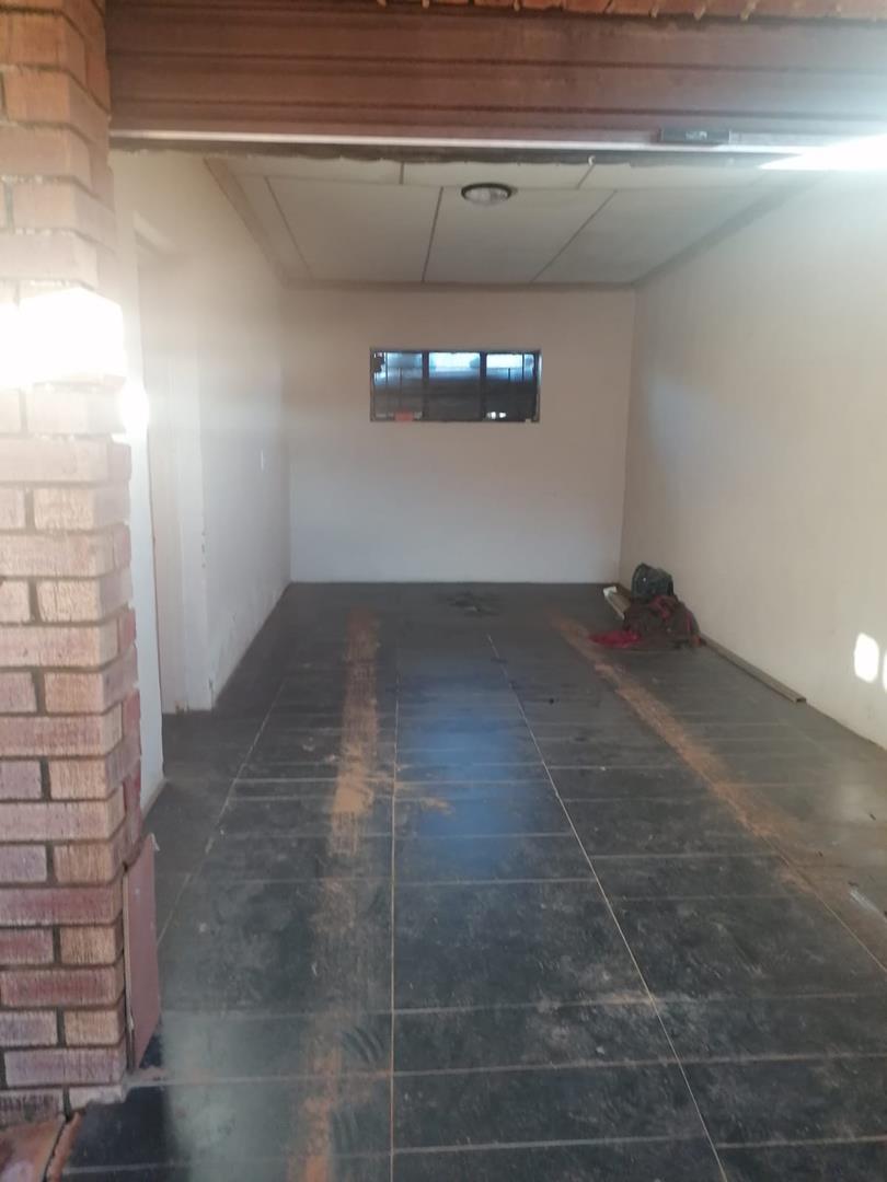 4 Bedroom Property for Sale in Soshanguve L Gauteng