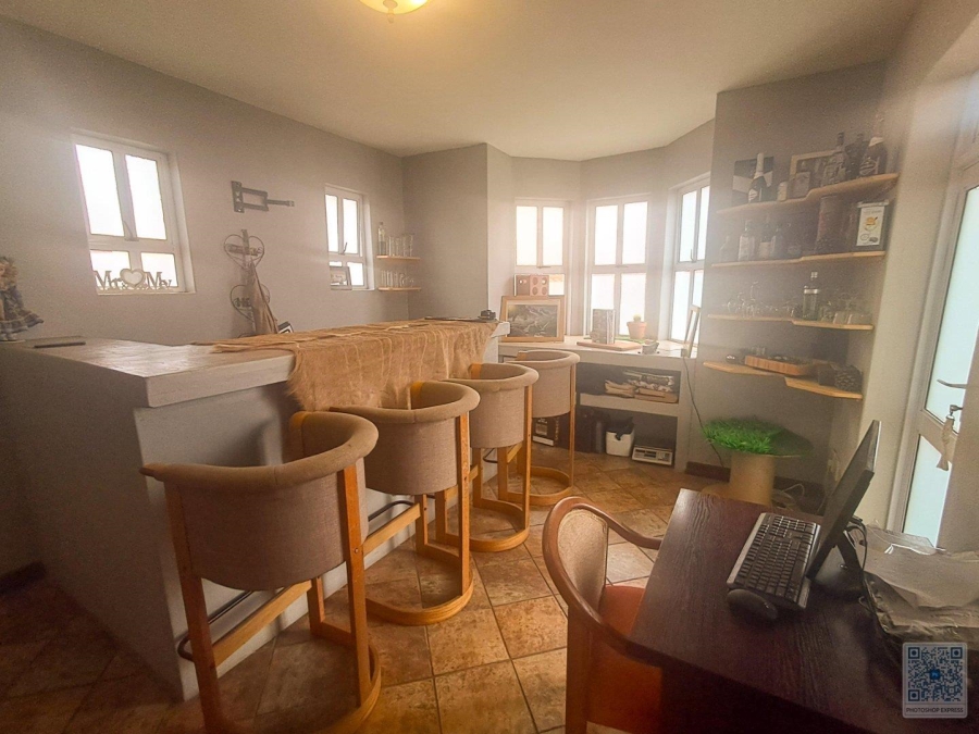 4 Bedroom Property for Sale in Glen Erasmia Gauteng