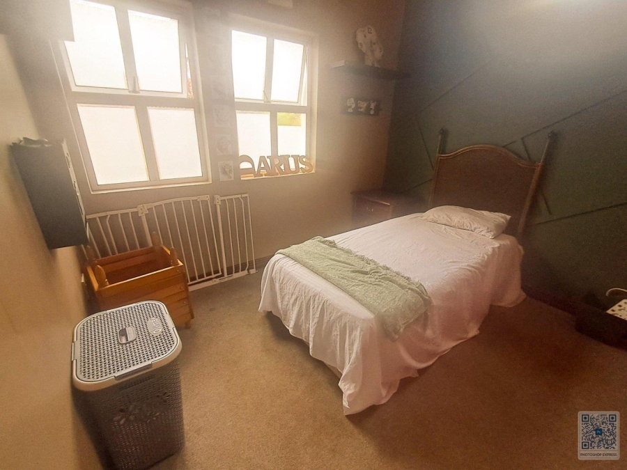 4 Bedroom Property for Sale in Glen Erasmia Gauteng