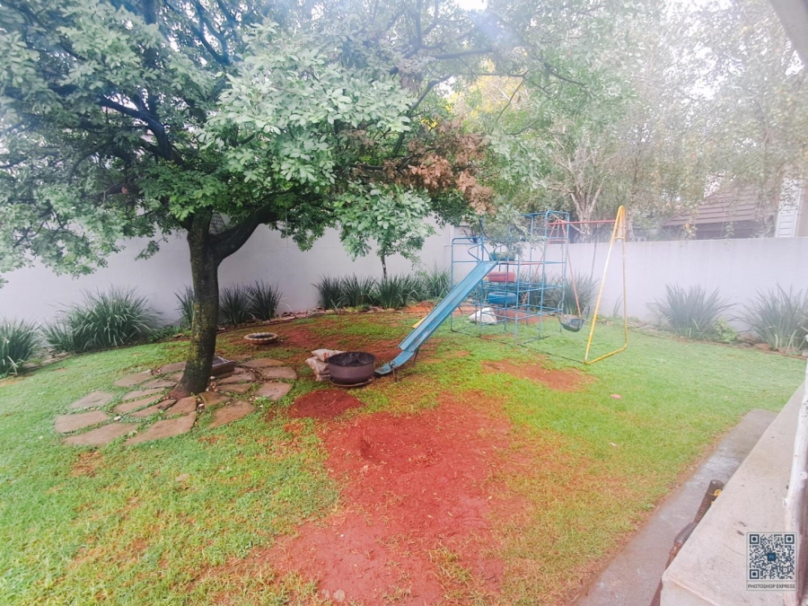4 Bedroom Property for Sale in Glen Erasmia Gauteng