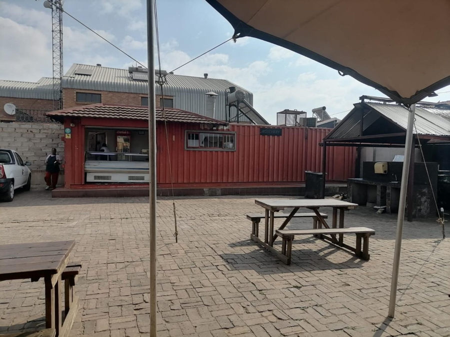 Commercial Property for Sale in Olievenhoutbosch Gauteng