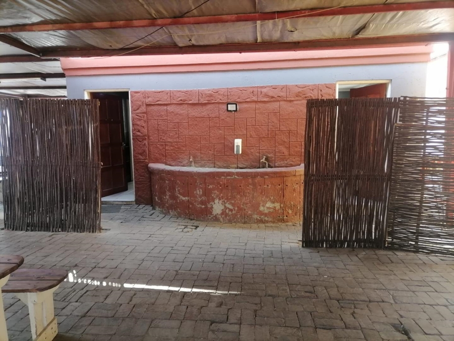 Commercial Property for Sale in Olievenhoutbosch Gauteng