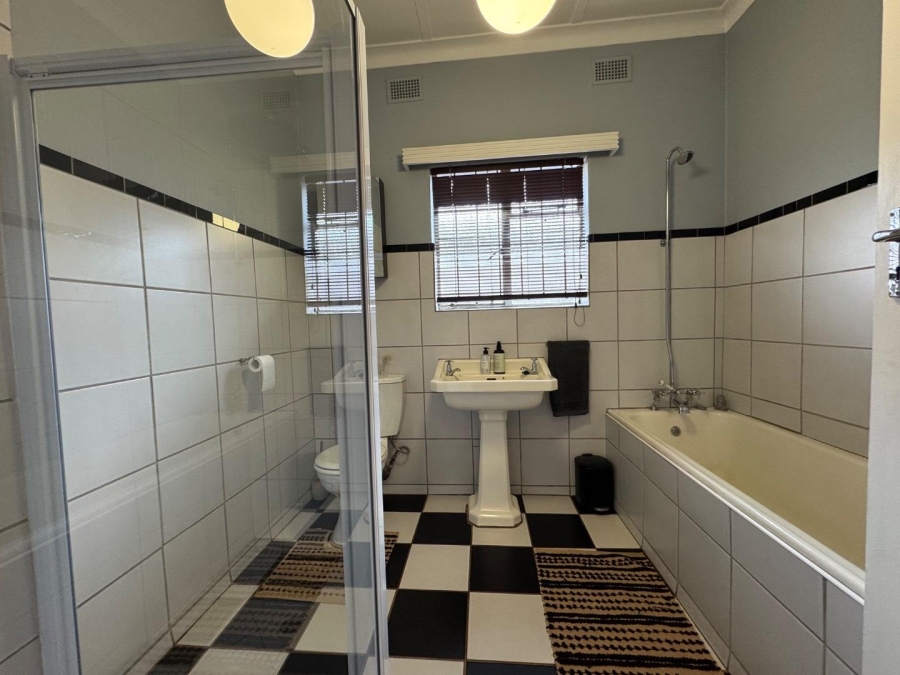 4 Bedroom Property for Sale in Rietondale Gauteng