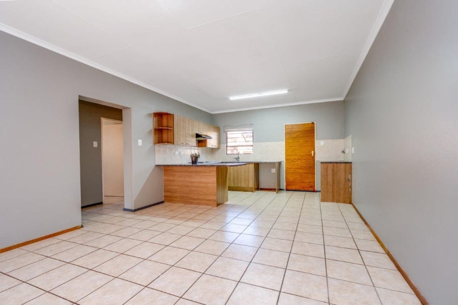 To Let 2 Bedroom Property for Rent in Randpark Ridge Gauteng