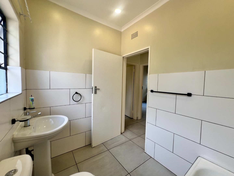 3 Bedroom Property for Sale in Weltevreden Park Gauteng